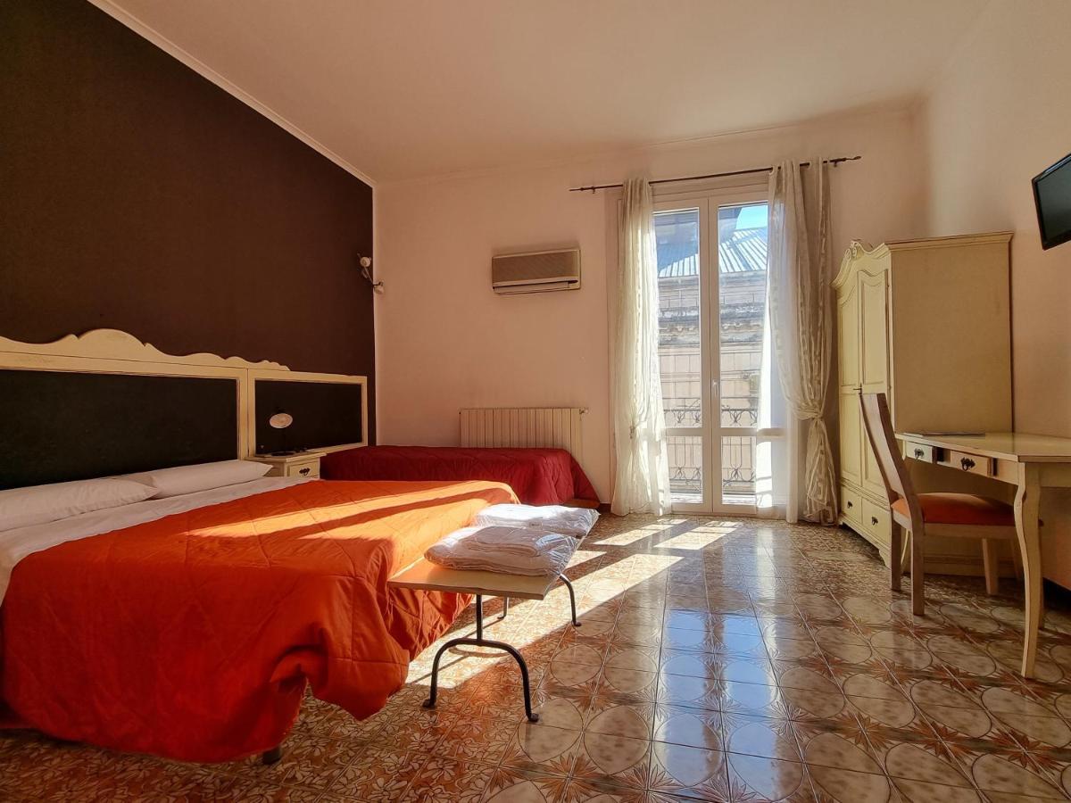 Piazza Politeama Appartement Palermo Buitenkant foto